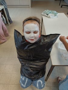 Zet de maskers maar op... 