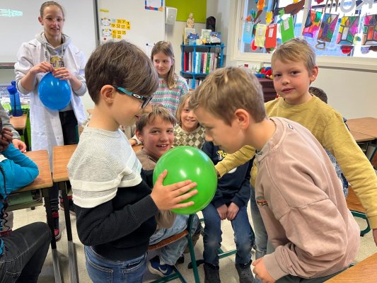 Mad Science in 3A en 3B🧪🔬🧫