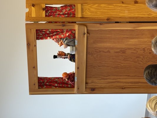 Poppenkast 