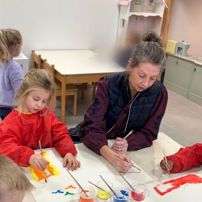 Grootouders op bezoek bij juf Stephanie en juf Tessa