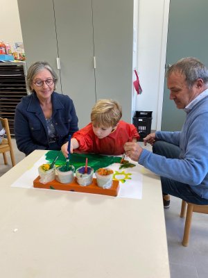 Grootouders op bezoek in de klas van juf Lucy
