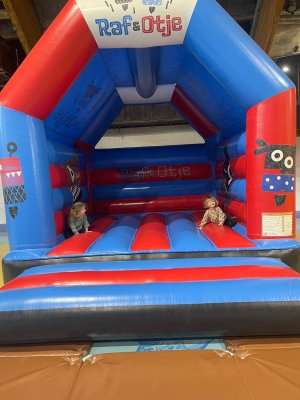 Schoolreis Raf en Otje ( deel 1)