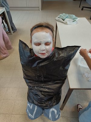 Zet de maskers maar op... 