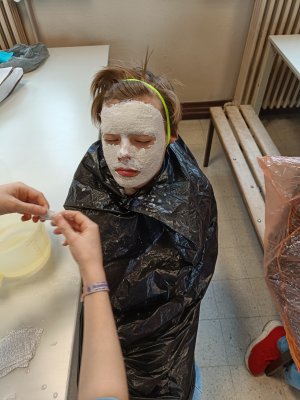 Zet de maskers maar op... 