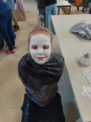 Zet de maskers maar op... 