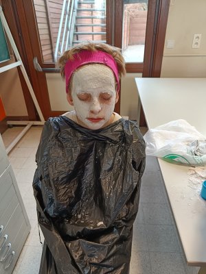 Zet de maskers maar op... 