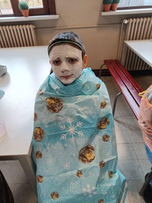 Zet de maskers maar op... 