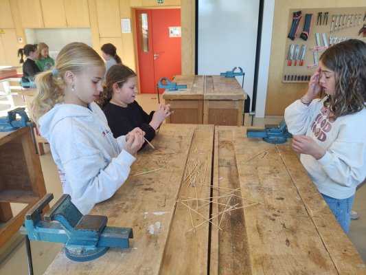 De leerlingen van het 5de leerjaar gingen naar campus Sint-Paulus.