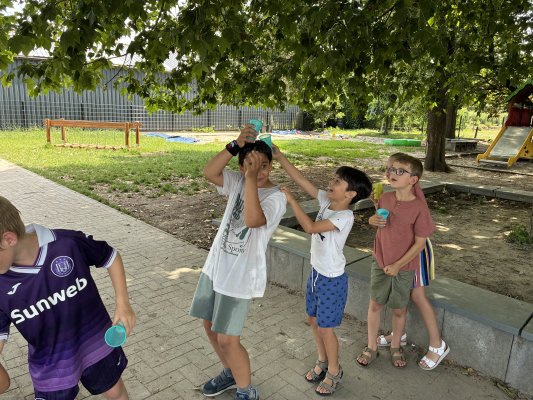 Waterspelletjes en zoutkleuren
