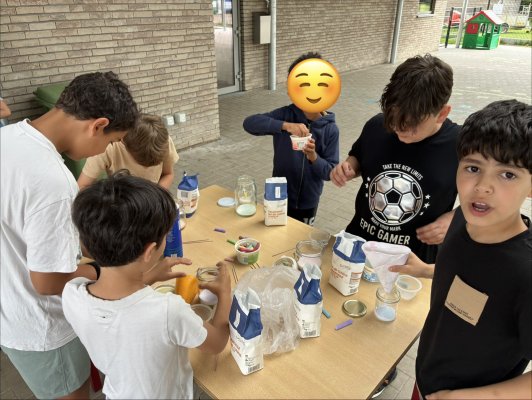 Waterspelletjes en zoutkleuren