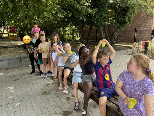 Waterspelletjes en zoutkleuren