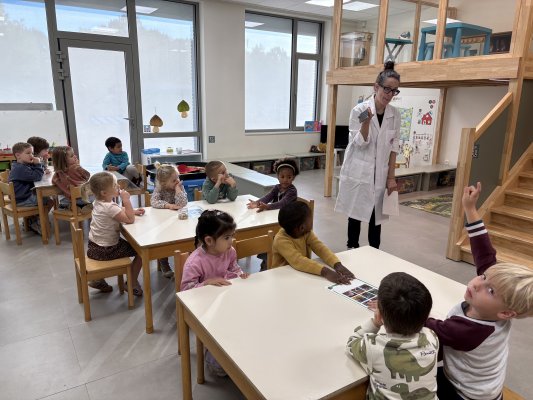 Bezoek van mad science