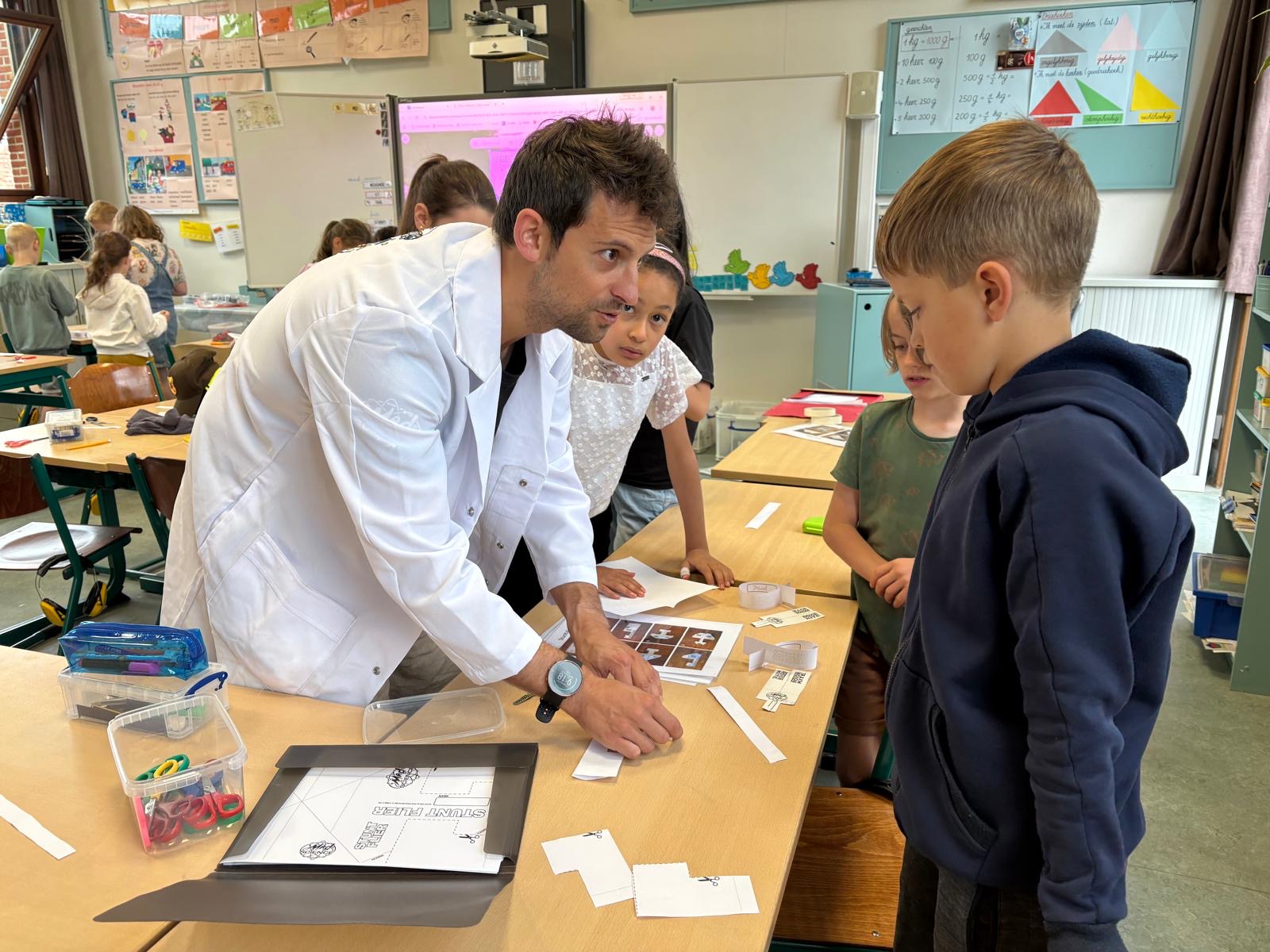 Mad Science in 3A en 3B🧪🔬🧫