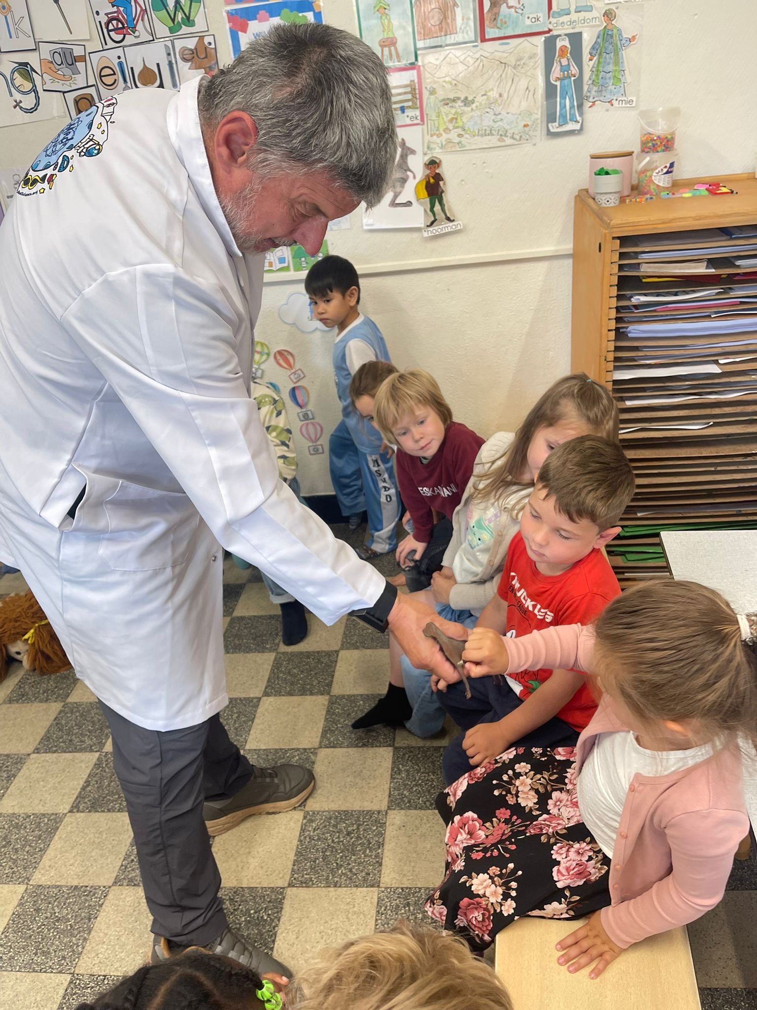Mad science in de kleuterklas 