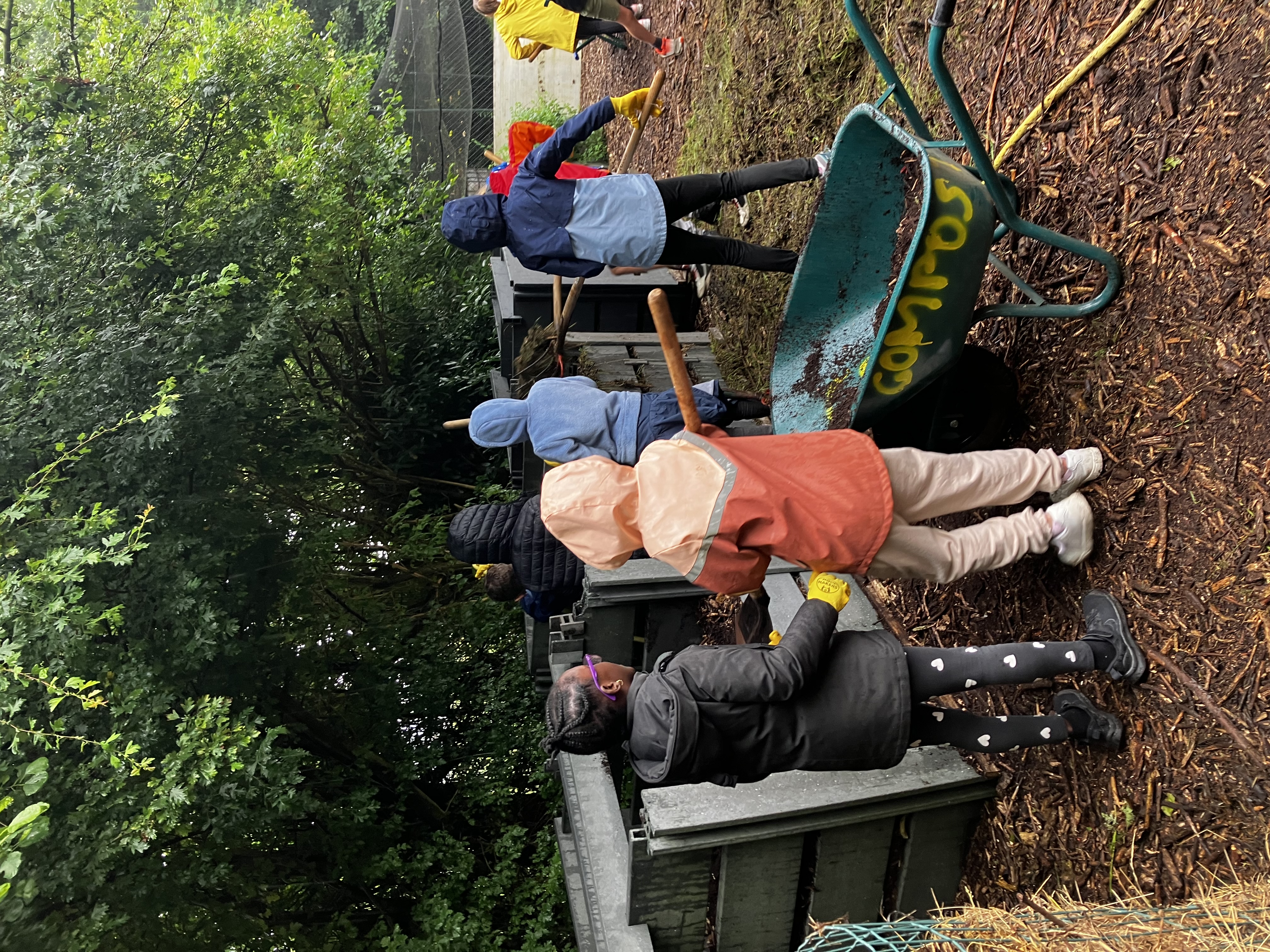 Fietstocht en bezoek aan het containerpark! 🚲👩🏼‍🌾🧑🏼‍🌾