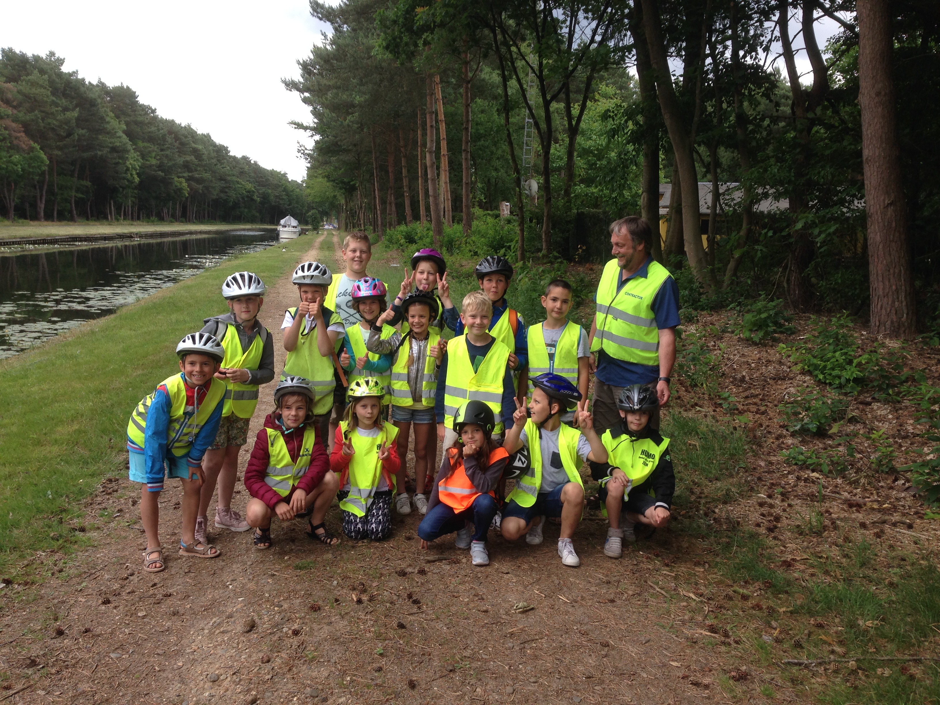 Nog enkele foto's van de fietstocht van het derde leerjaar